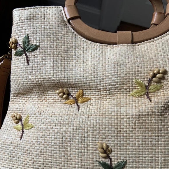 Fossil raffia/ woven wooden handled crossbody bag - Picture 3 of 5